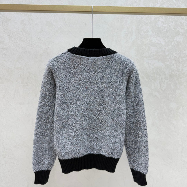 CHANEL 25S LONG-SLEEVE ROUND-NECK SWEATER 515