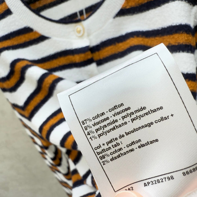 CHANEL 25S ROUND-NECK CARDIGAN 512