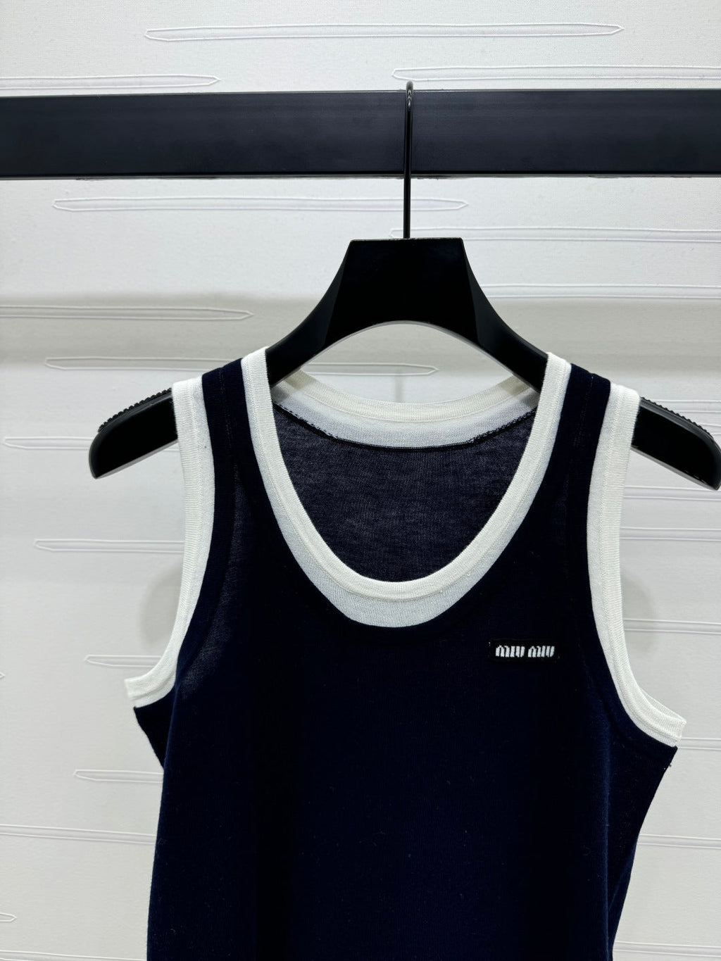 MIUMIU SLEEVELESS TOP 269403