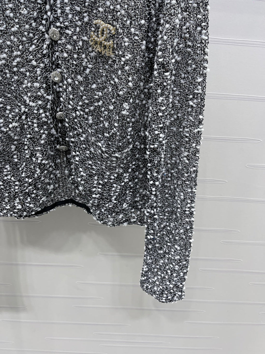 CHANEL 25S CARDIGAN STYLE 160