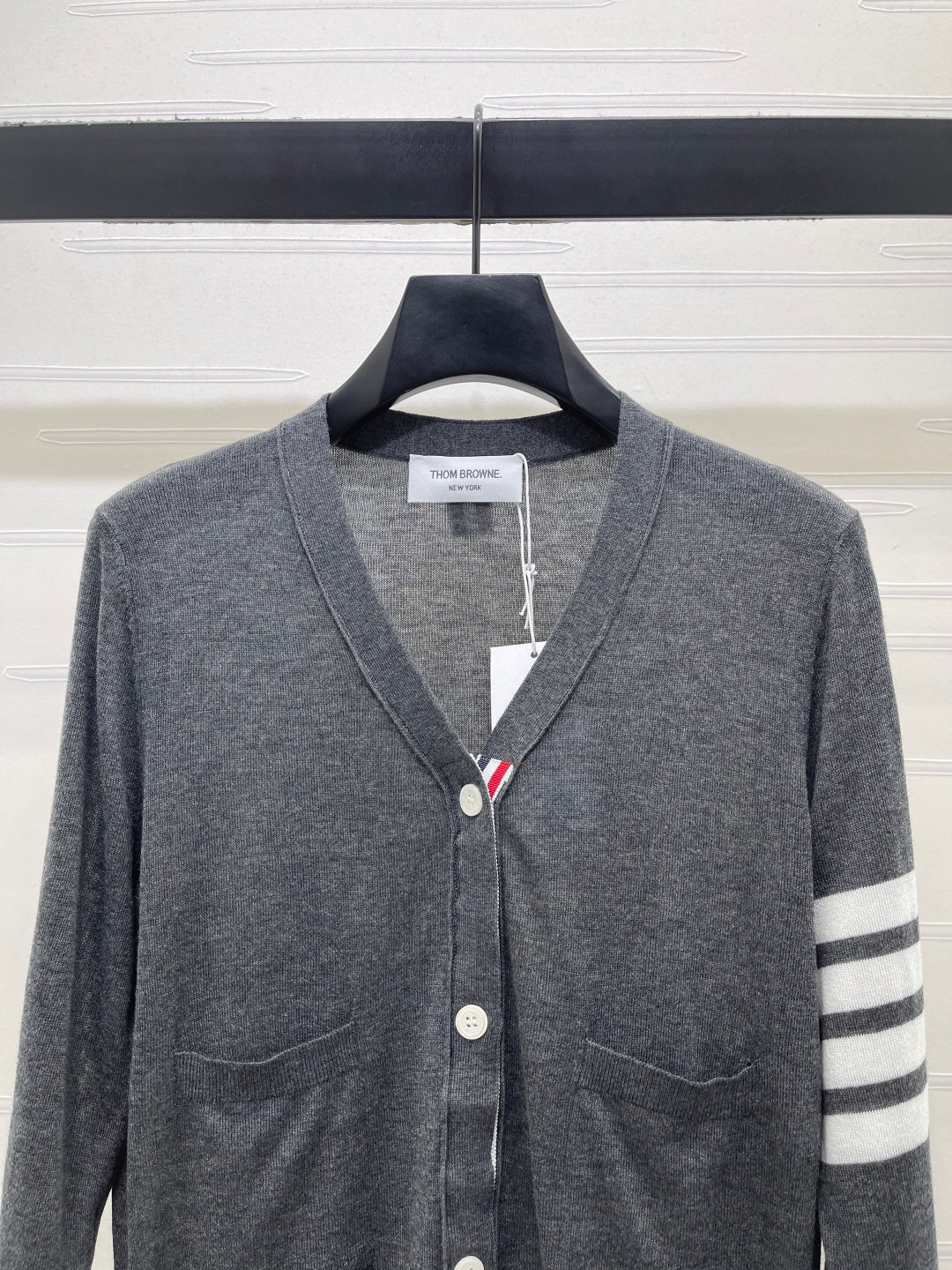 THOM 26S CARDIGAN STYLE 256