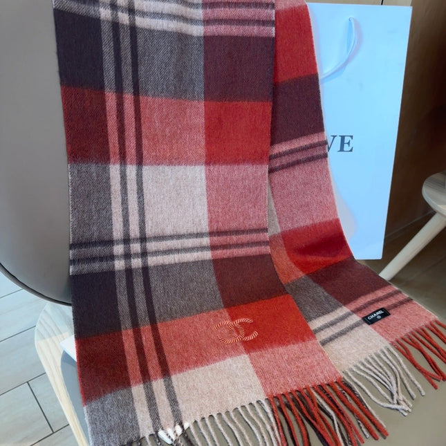 CHANEL 25S SCARF 180 IN CASHMERE 931361