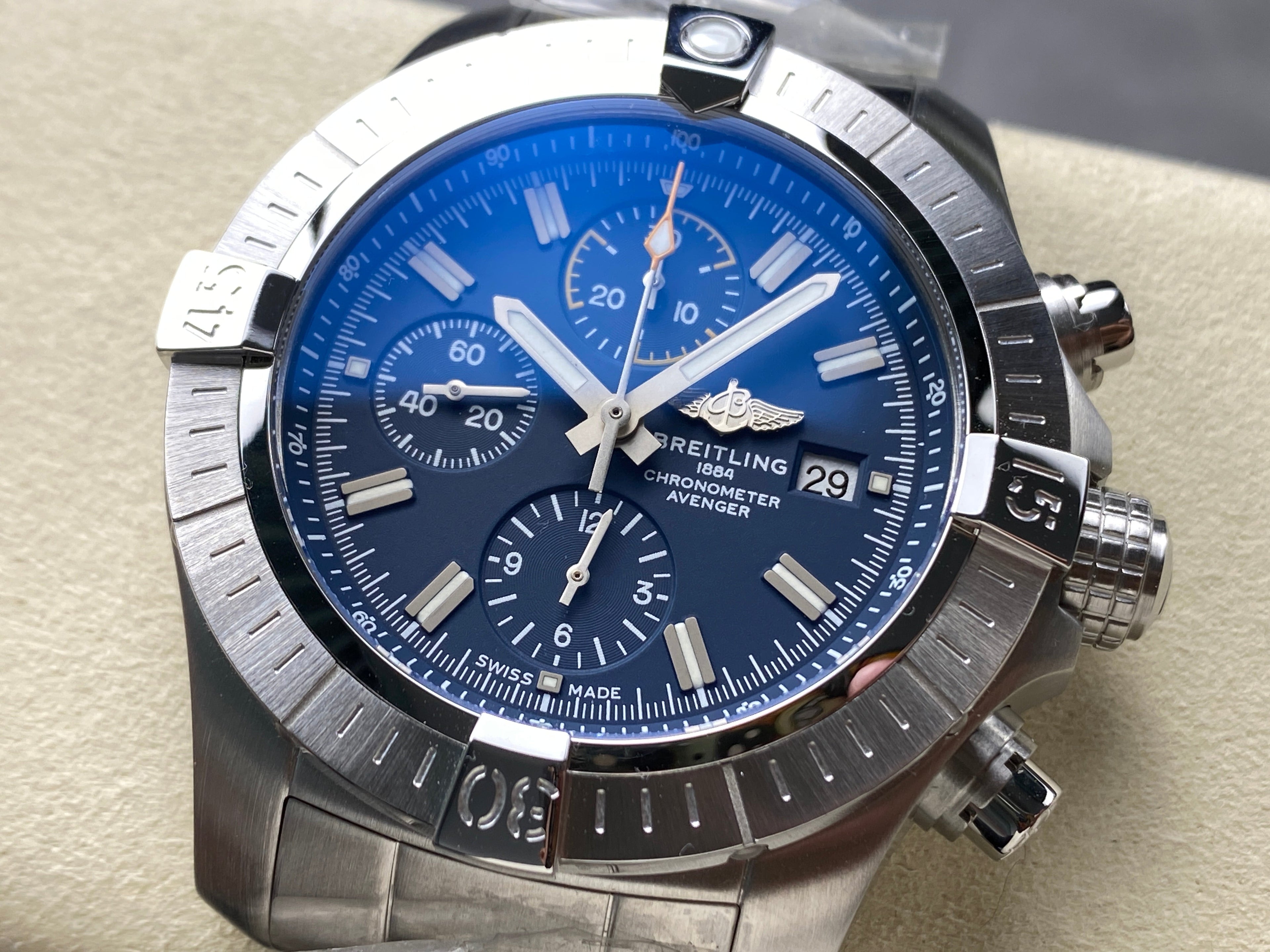 AVENGER CHRONOGRAPH STEEL CASE NAVY BLUE DIAL