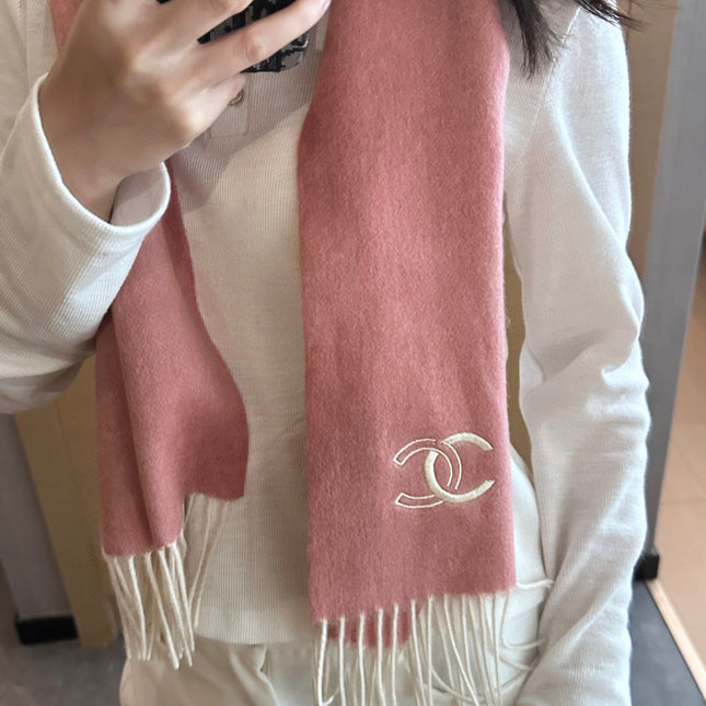 CHANEL 25S SCARF 180 IN CASHMERE 989787