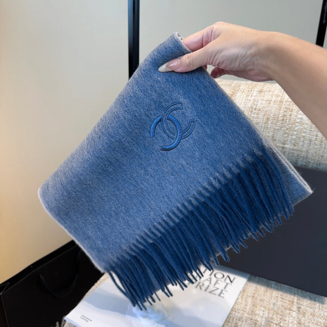 CHANEL 25S SCARF 180 IN CASHMERE 989788