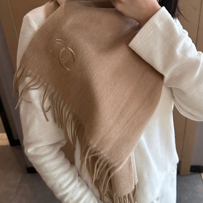 CHANEL 25S SCARF 180 IN CASHMERE 989789