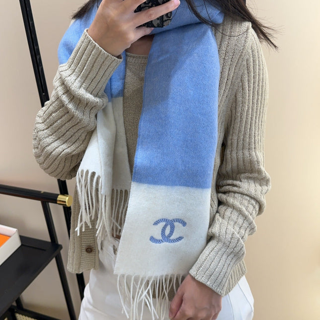 CHANEL 25S SCARF 180 IN CASHMERE 989815