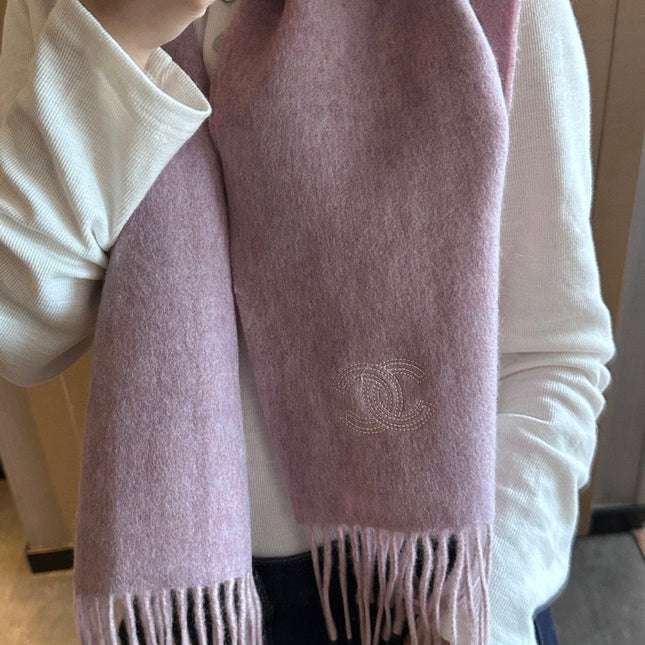 CHANEL 25S SCARF 180 IN CASHMERE 989817