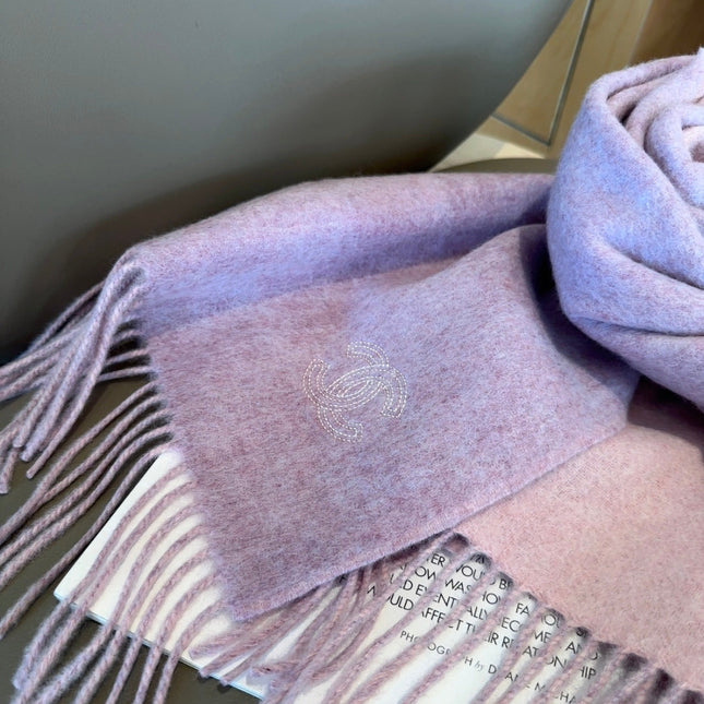 CHANEL 25S SCARF 180 IN CASHMERE 989817