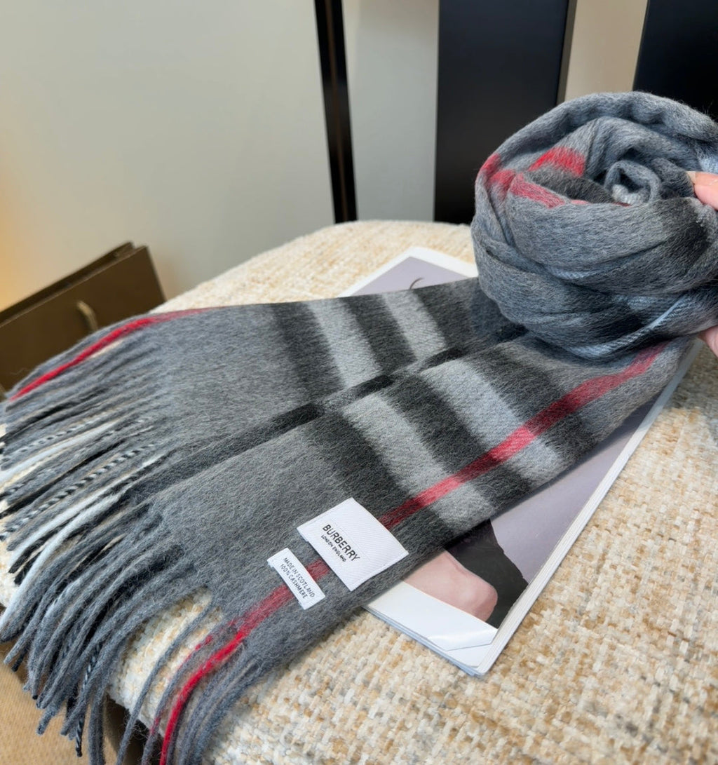 BURBERRY 26S SCARF 180CM IN CASHMERE 184996