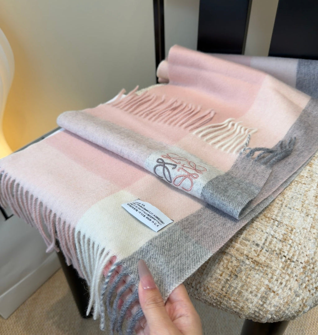 LOEWE 26S SCARF 180 IN CASHMERE 185002