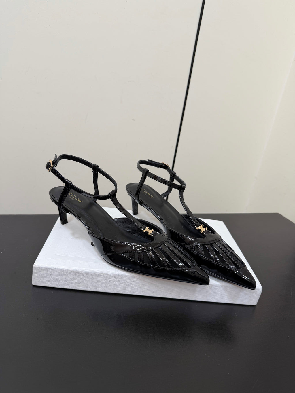 CELINE 26S TRIOMPHE T-STRAP SLINGBACK PUMPS IN BLACK PATENT CALFSKIN