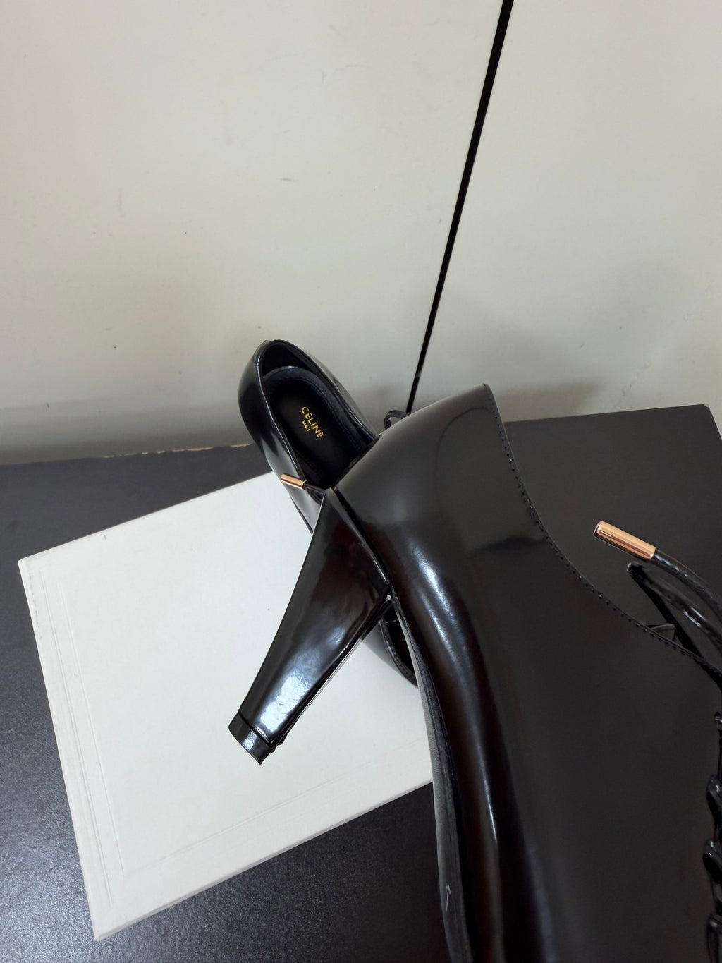 CELINE 26S LACE UP POINTED TOE PUMPS IN BLACK PATENT CALFSKIN