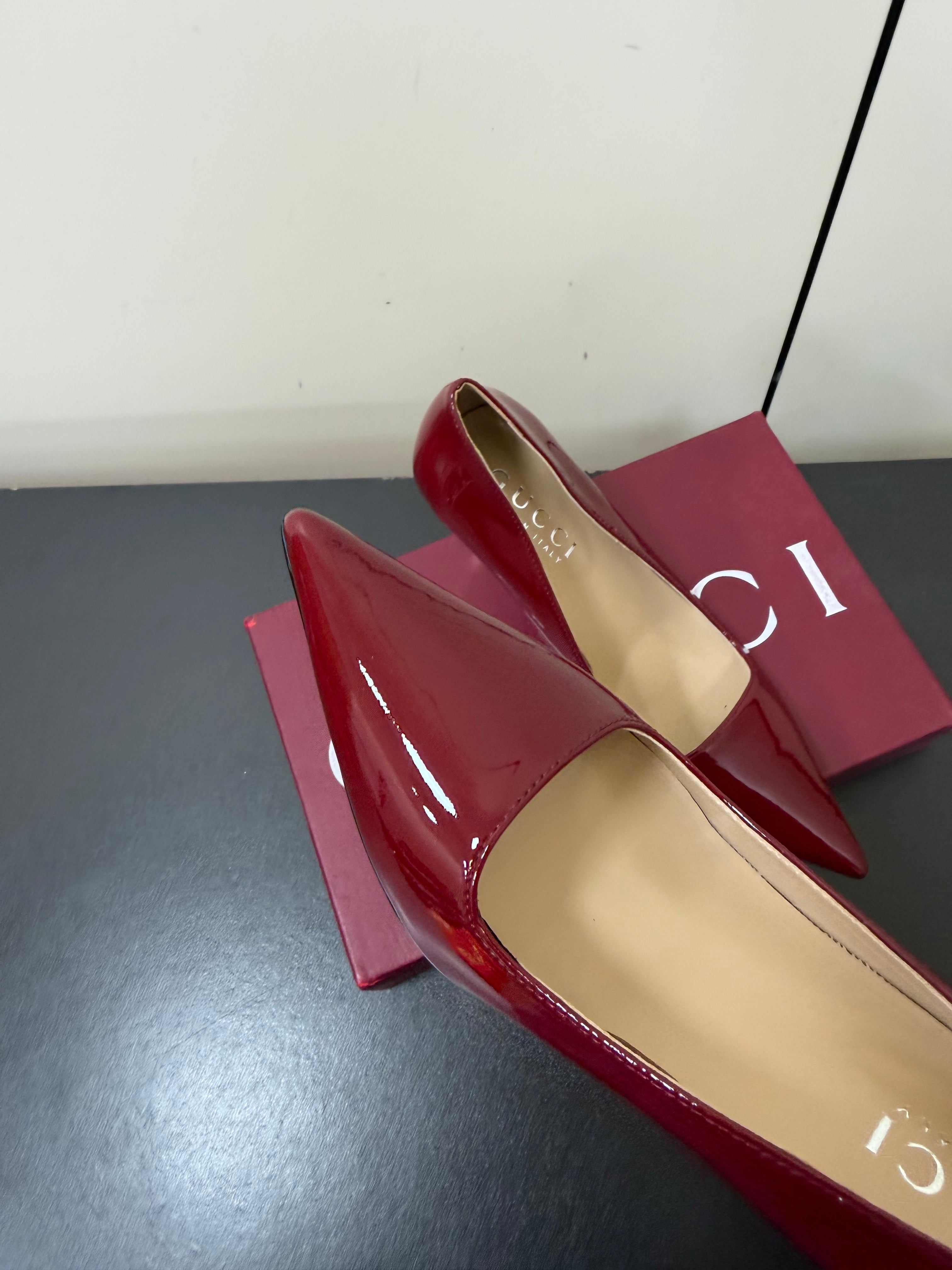 GUCCI 26S POINTED TOE PUMPS 85MM IN BURGUNDY RED PATENT CALFSKIN