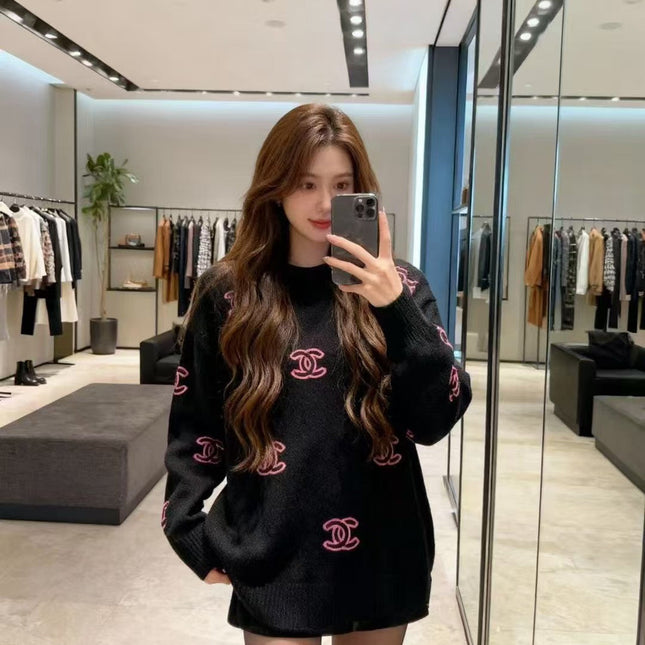 CHANEL 25S LONG-SLEEVE ROUND-NECK SWEATER 527