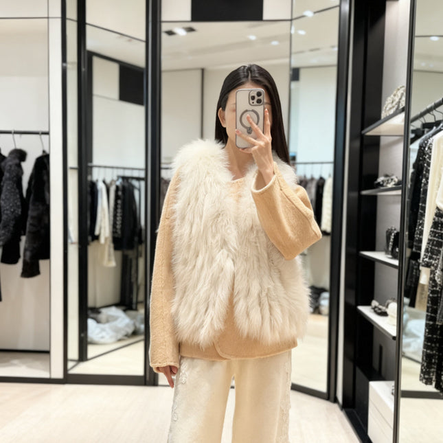 CHANEL 25S REVERSIBLE FOX FUR JACKET 591