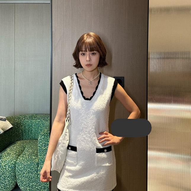 CHANEL 25S VEST DRESS 577