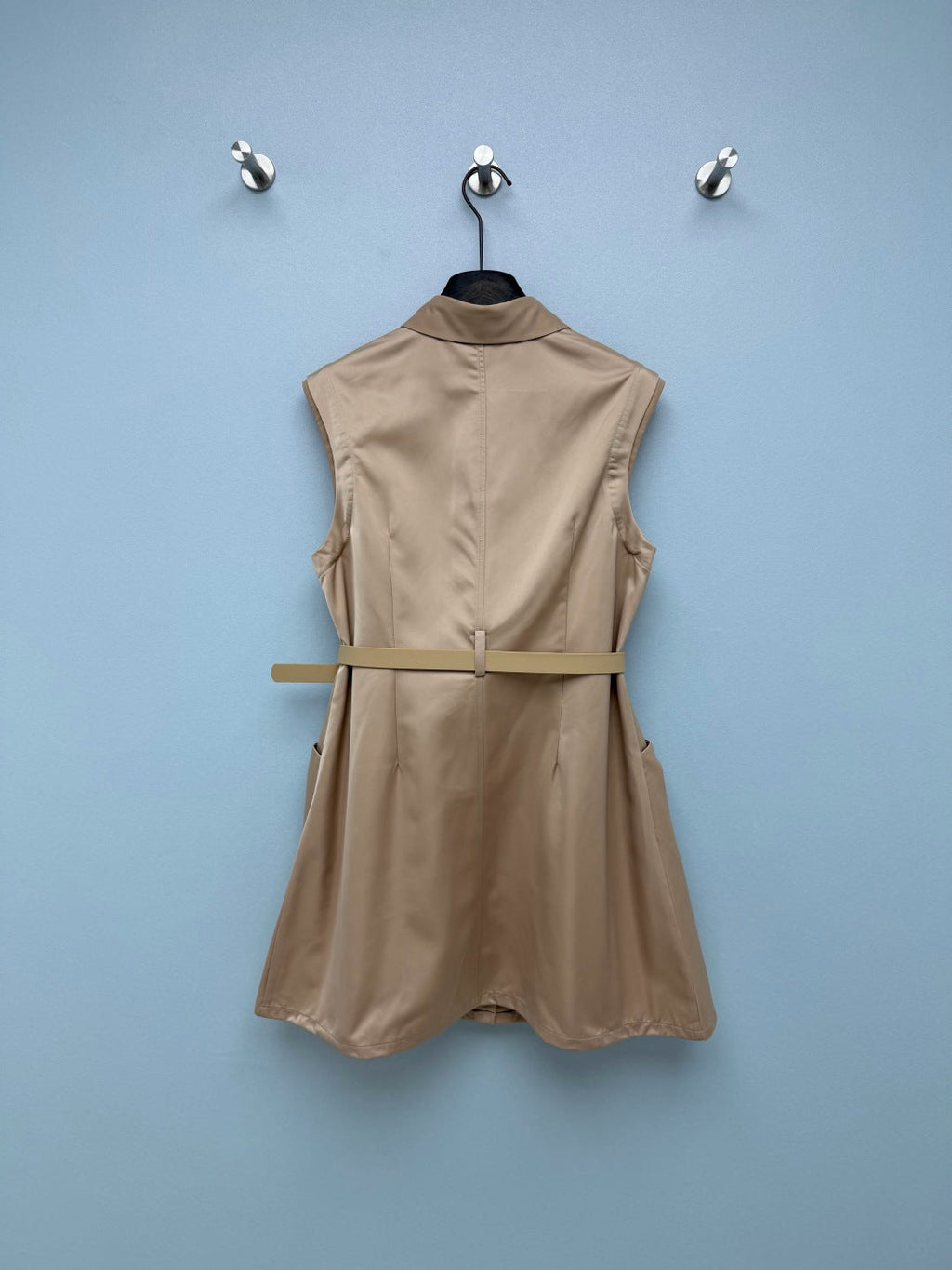 PRADA 26S SLEEVELESS COLLARED DRESS STYLE 868