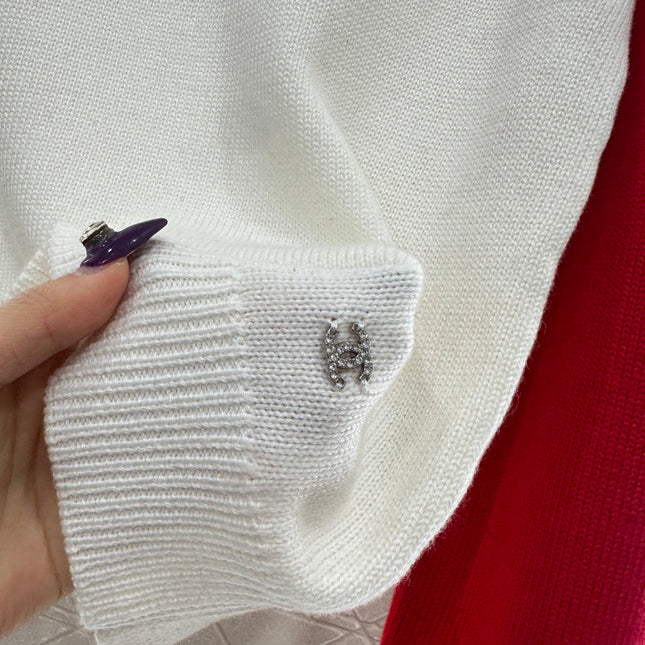 CHANEL 25S LONG-SLEEVE ROUND-NECK SWEATER 507