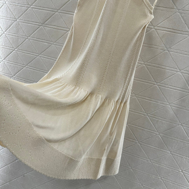 CHANEL 25S KNITTED HALTER TANK TOP 604