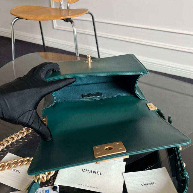 CHANEL 25S BOY BAG 25 IN DARK GREEN LAMBSKIN
