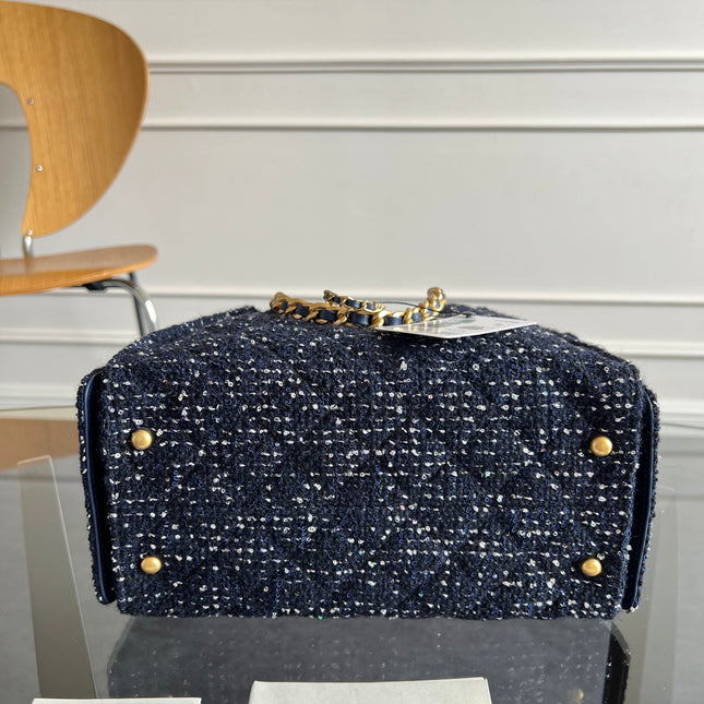 CHANEL 25S HOBO BAG 30 IN NAVY BLUE TWEED WITH GOLD HARDWARE