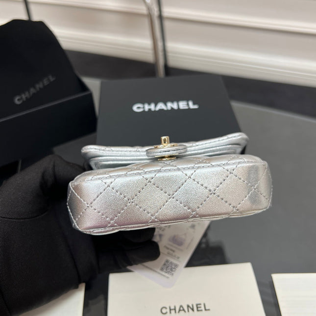 CHANEL 25S FLAP CHARM BAG 13 IN SILVER METALLIC LAMBSKIN