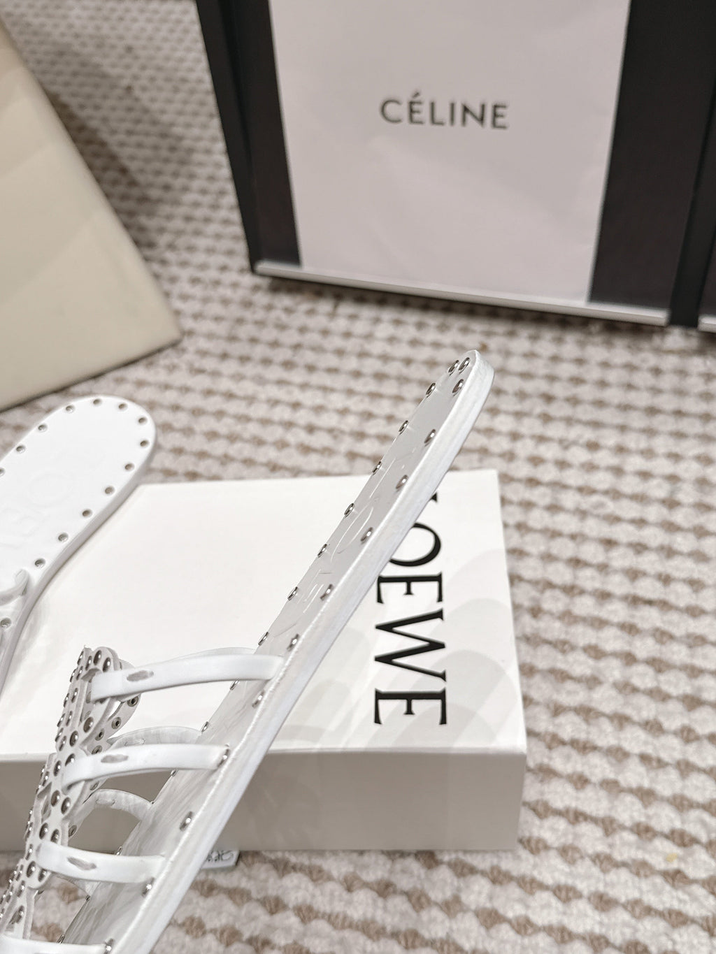 LOEWE 26S PETAL ANAGRAM SLIDE IN WHITE CALFSKIN WITH STUDS