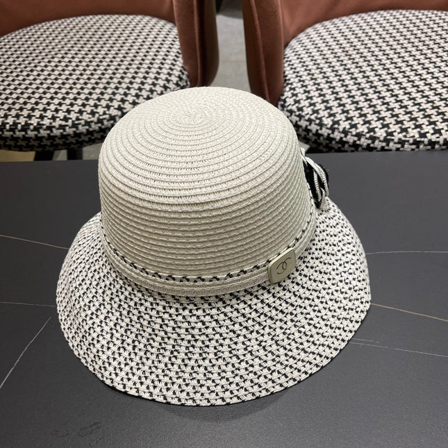 CHANEL 26S FLORAL-EMBELLISHED STRAW HAT 337941