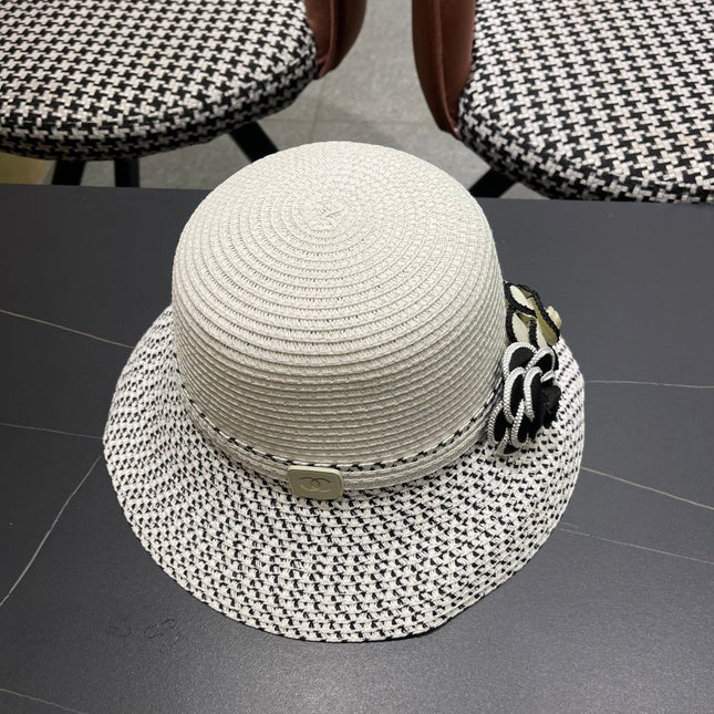 CHANEL 26S FLORAL-EMBELLISHED STRAW HAT 337941