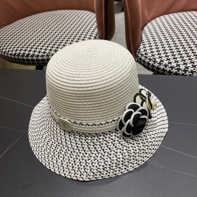 CHANEL 26S FLORAL-EMBELLISHED STRAW HAT 337941