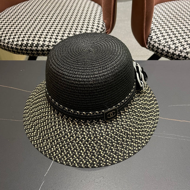CHANEL 26S FLORAL-EMBELLISHED STRAW HAT 337940