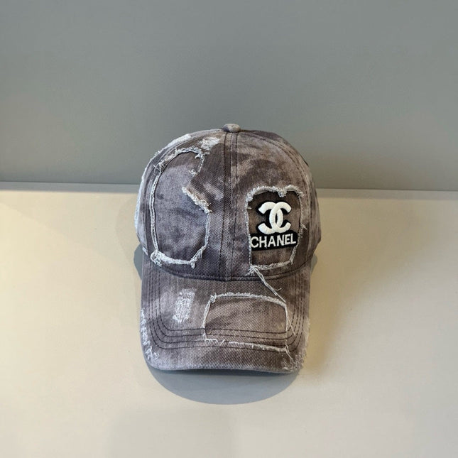 CHANEL 26S BASEBALL CAP 337971