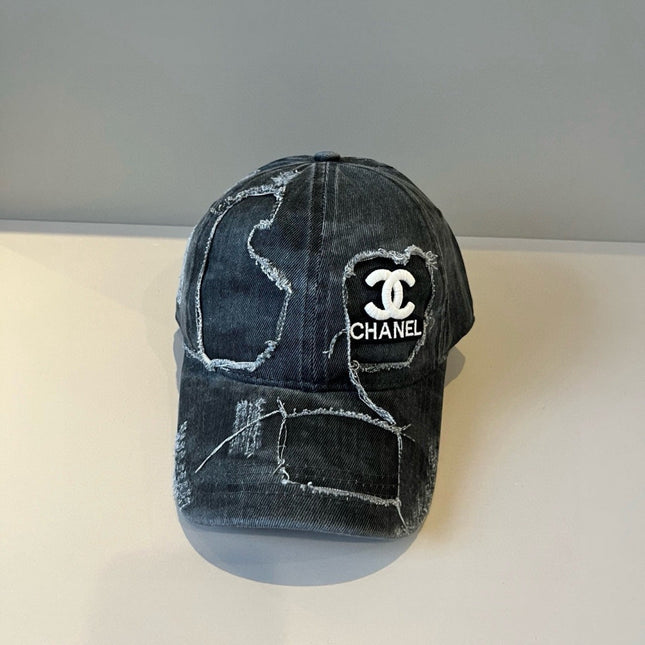 CHANEL 26S BASEBALL CAP 337972