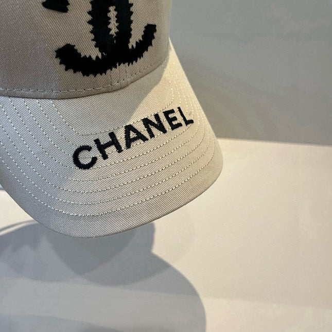CHANEL 26S BASEBALL CAP EMBROIDERED CC LOGO 337968