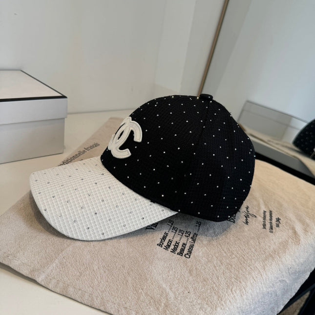 CHANEL 26S CRYSTAL-EMBELLISHED BASEBALL CAP 337801