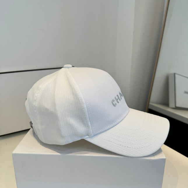CHANEL 26S BASEBALL CAP WITH CRYSTAL CC LOGO 337987