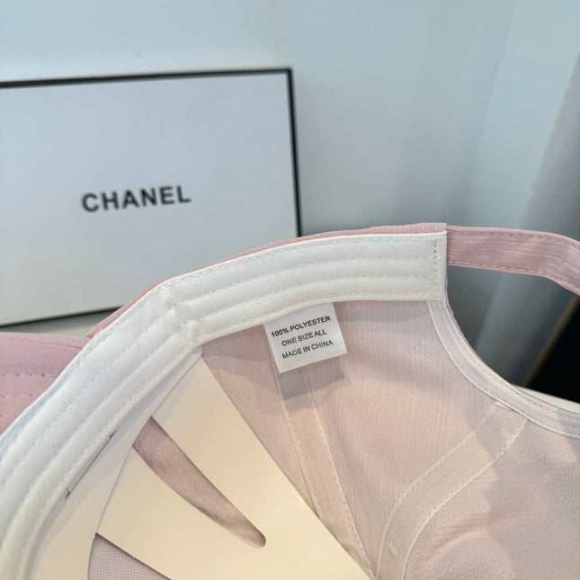 CHANEL 26S BASEBALL CAP WITH CRYSTAL CC LOGO 337988