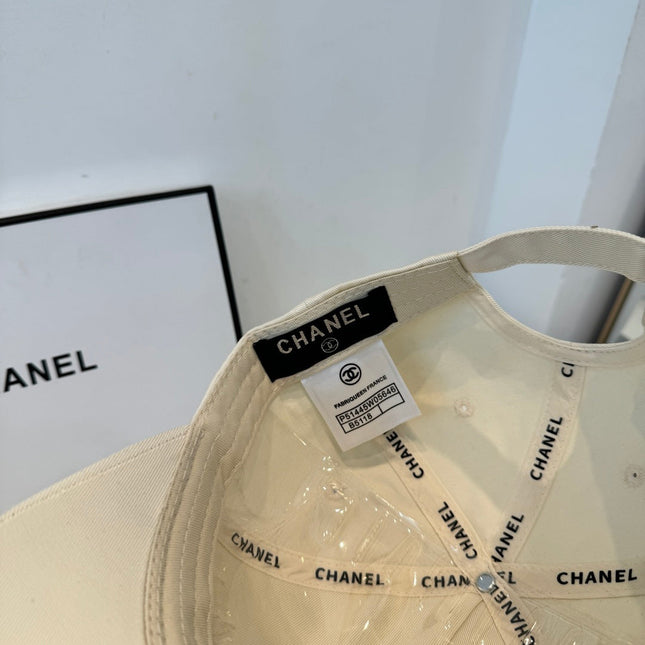 CHANEL 26S BASEBALL CAP 337977
