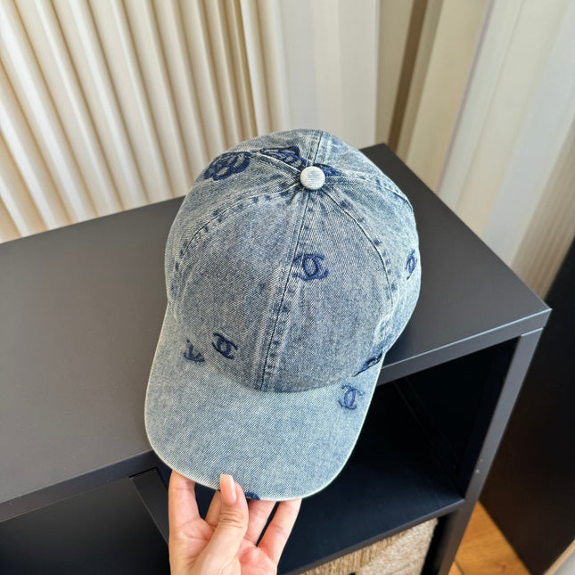 CHANEL 26S MONOGRAM CC DENIM BASEBALL CAP 337807