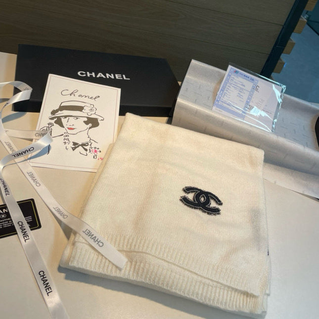 CHANEL 25S SCARF 200 IN WOOL 989889