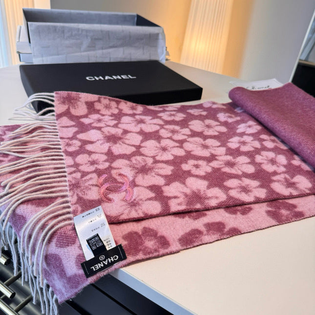 CHANEL 25S SCARF 180 IN CASHMERE 989898