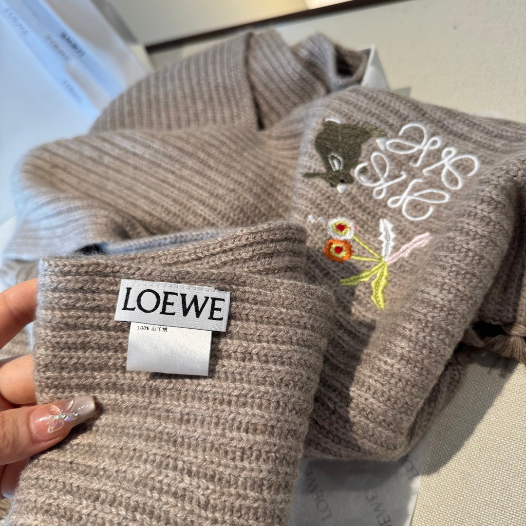 LOEWE 26S SCARF 200 IN CASHMERE 128241