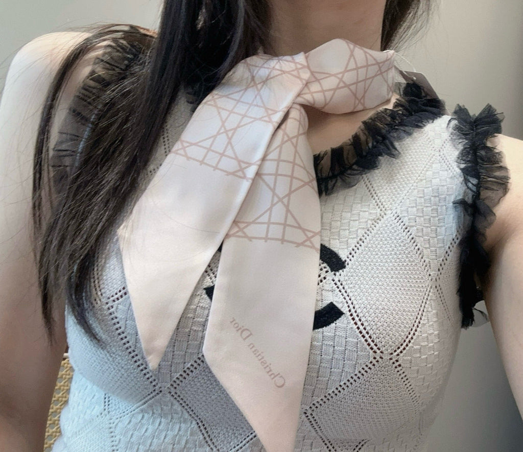 DIOR 26S SCARF 105CM IN SILK 207386