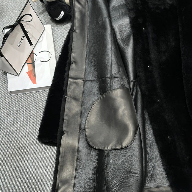 CHANEL 25S SHEEP FUR COAT 505