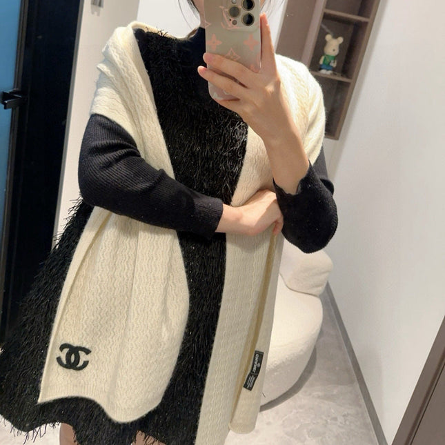 CHANEL 25S SCARF 200 IN CASHMERE 932411