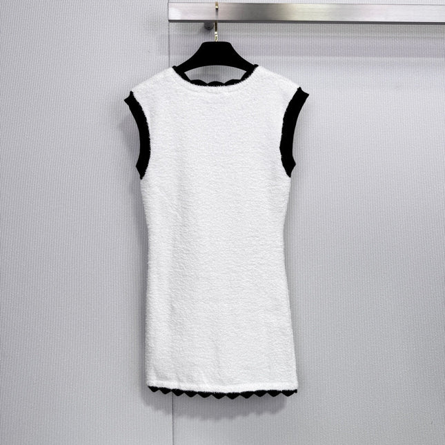 CHANEL 25S VEST DRESS 577