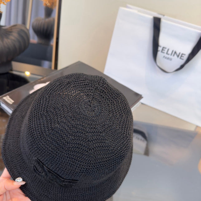 CELINE 26S TRIOMPHE BUCKET HAT STYLE 60