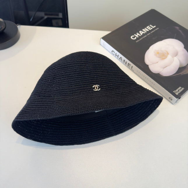 CHANEL 26S STRAW CLOCHE HAT 335916