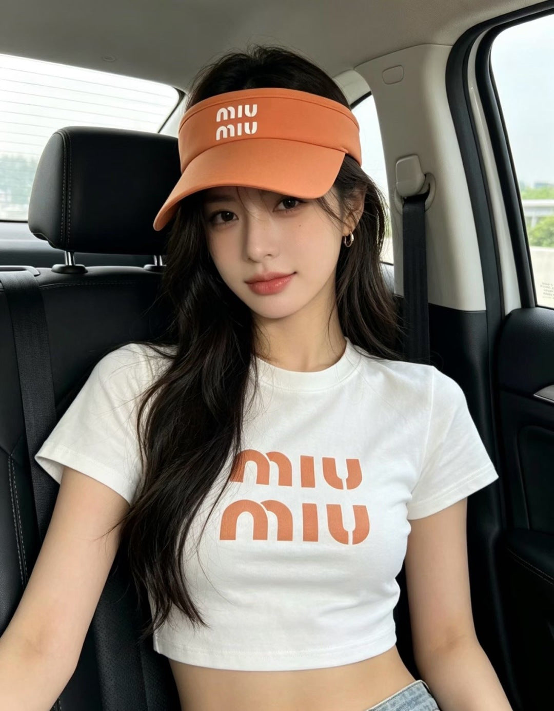 MIUMIU 26S EMBOSSED LOGO TECH VISOR 343563